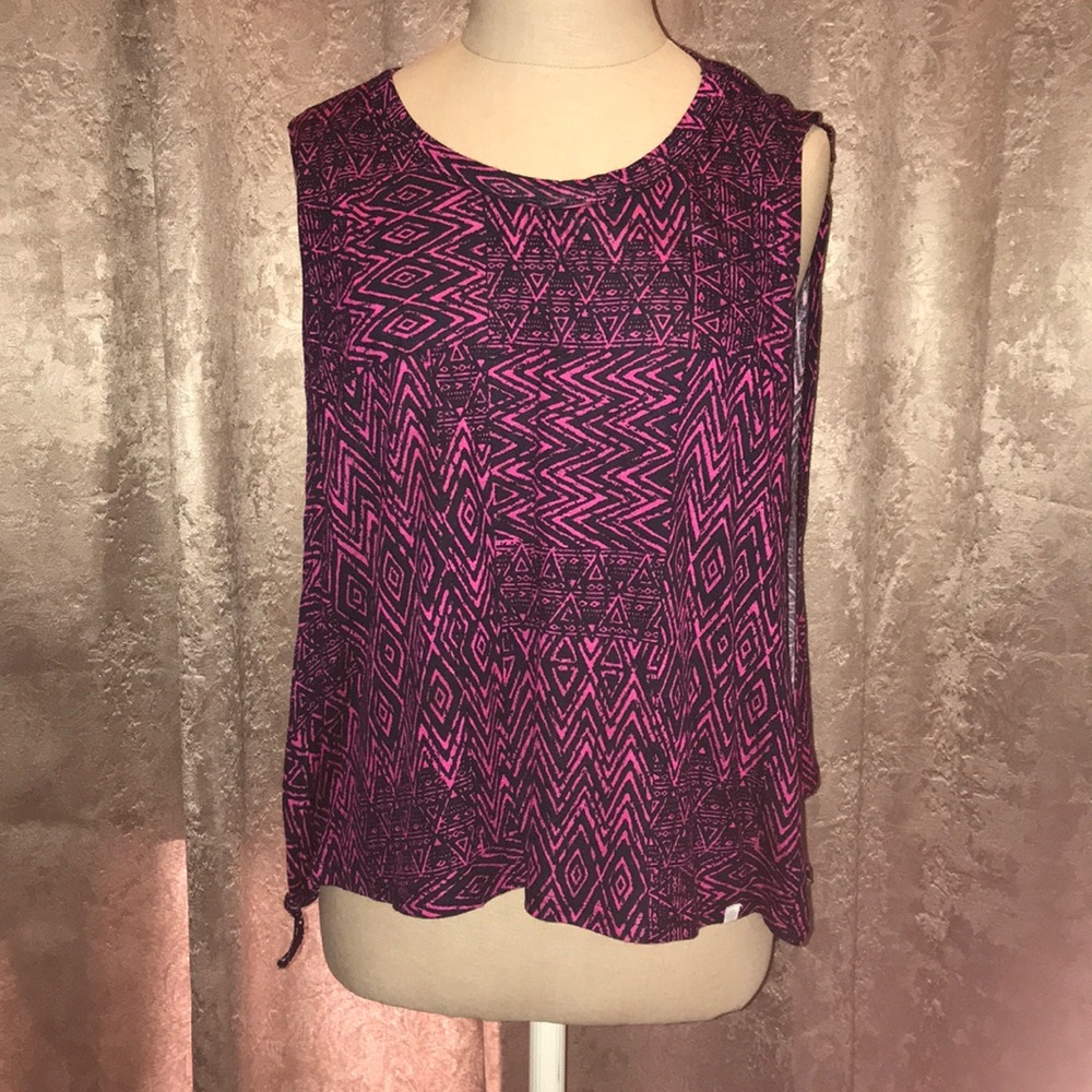 Element crop top